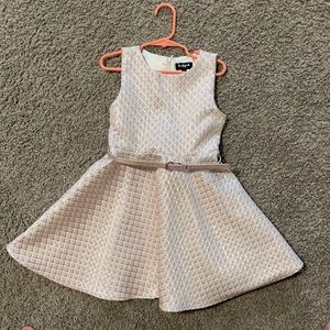 5T kidpik dress. Pink, gold and cream.